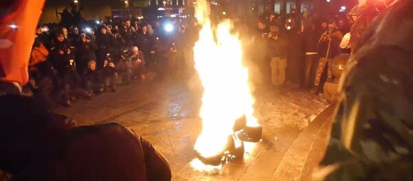 El aniversario de Maidán se celebra con disturbios de radicales El aniversario de Maidán se celebra con disturbios de radicales - Sputnik Mundo