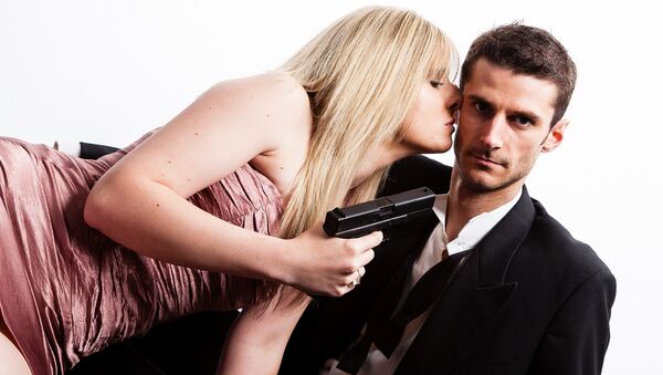 Hombre y mujer - Sputnik Mundo