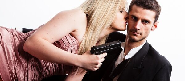 Hombre y mujer - Sputnik Mundo