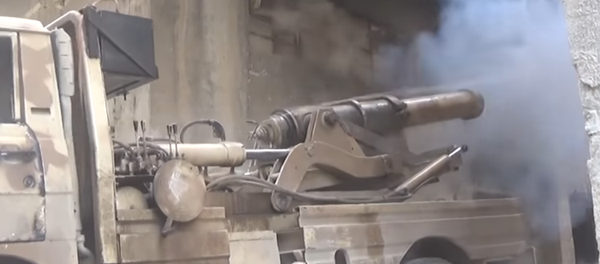 Los yihadistas probaron contra las tropas gubernamentales de Siria un cañón del siglo XIX. Los yihadistas probaron contra las tropas gubernamentales de Siria un cañón del siglo XIX. - Sputnik Mundo