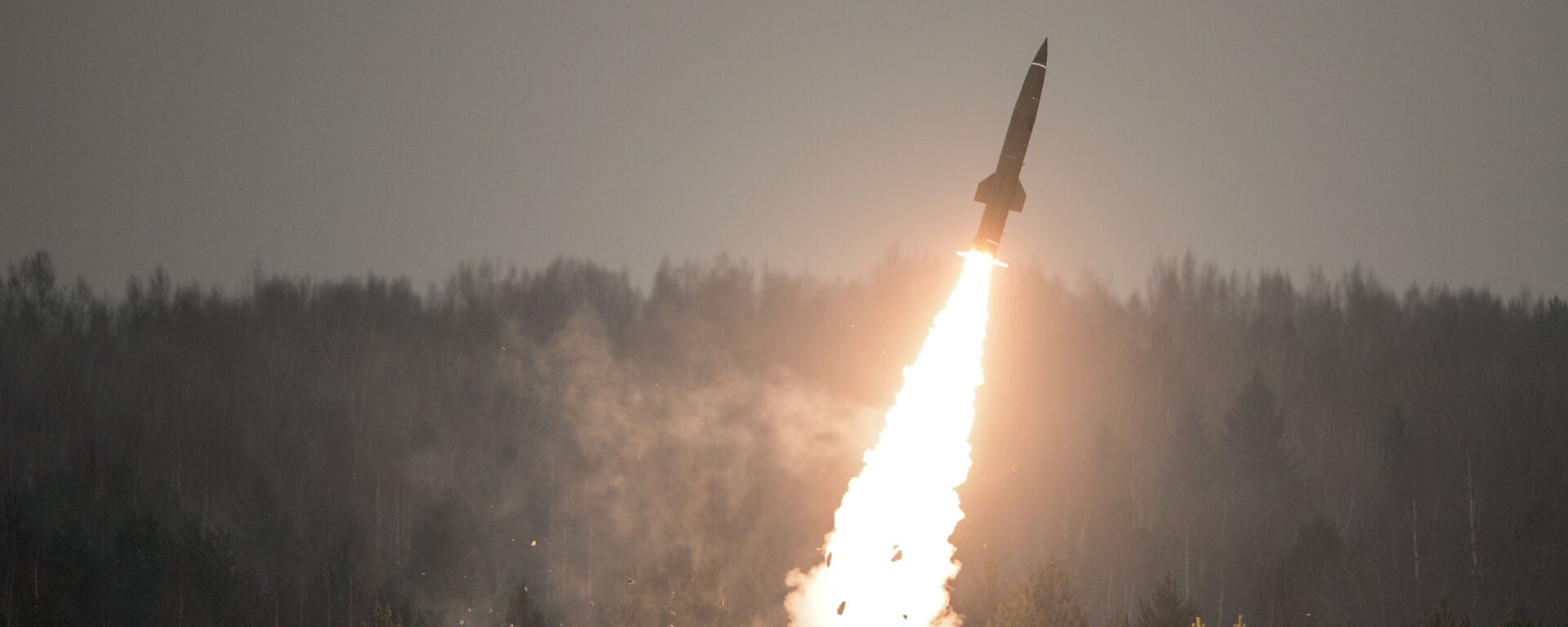 Lanzamiento de un misil ruso - Sputnik Mundo, 1920, 05.02.2026