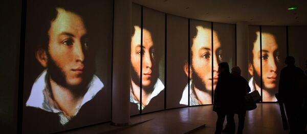 La apertura del centro de idioma ruso en París - Sputnik Mundo