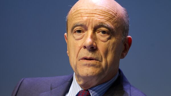 Alain Juppé, ex primer ministro galo - Sputnik Mundo