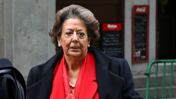 Foto de archivo de la exalcaldesa de Valencia, Rita Barberá, llegando al Tribunal Supremo de Madrid - Sputnik Mundo