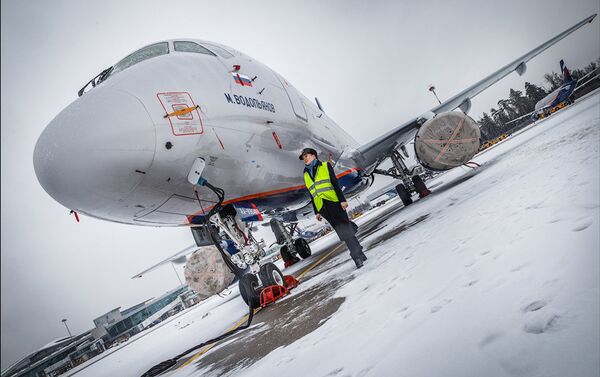 María Fiódorova, la piloto más joven de Rusia - Sputnik Mundo