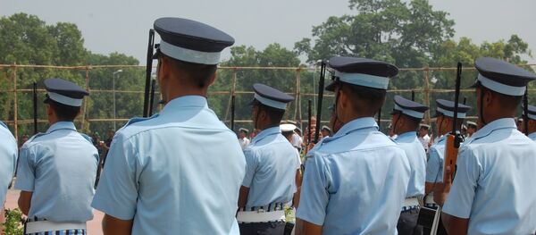 Policías indios - Sputnik Mundo