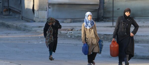 Civiles en Alepo, Siria - Sputnik Mundo