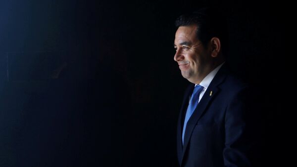 Guatemalan President Jimmy Morales attends a ceremony in the Hall of Remembrance at Yad Vashem Holocaust Memorial in Jerusalem - Sputnik Mundo