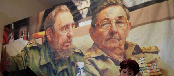 Retrato de Fidel y Raúl Castro - Sputnik Mundo