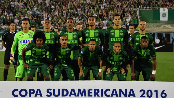 Los jugadores de Chapecoense brasileño durante el partido contra San Lorenzo argentino el 23 de noviembre de 2016 - Sputnik Mundo