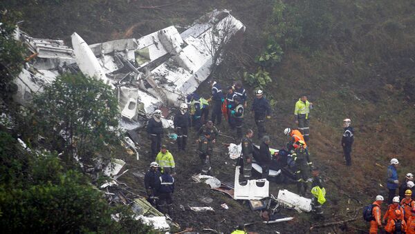 Los restos del avión del equipo Chapecoense - Sputnik Mundo