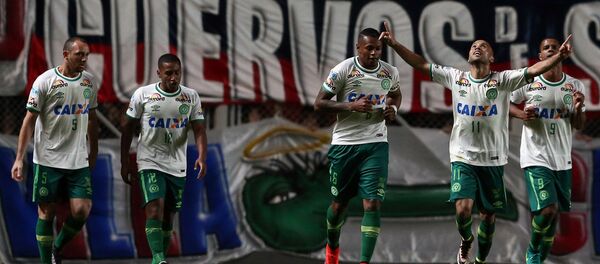 Los futbolistas del club brasileño Chapecoense (archivo) Los futbolistas del club brasileño Chapecoense (archivo) - Sputnik Mundo