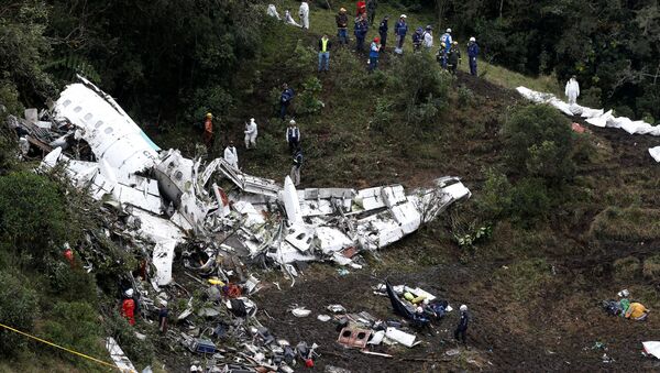 Lugar del siniestro del avión con el equipo del club brasileño Chapecoense - Sputnik Mundo