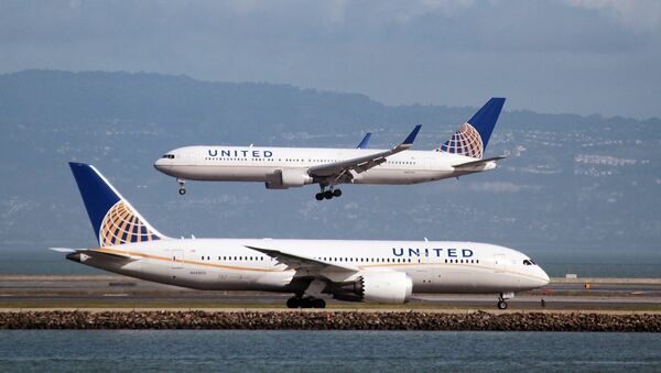 Un avión de United Airlines - Sputnik Mundo