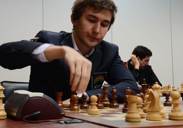 Serguéi Kariakin durante el torneo Memorial Tal 2013 celebrado en Moscú - Sputnik Mundo