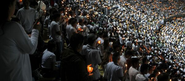 El homenaje en el estadio - Sputnik Mundo