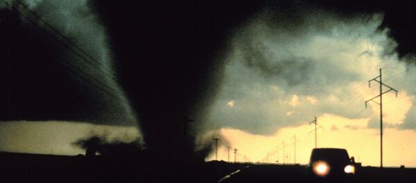 Un tornado (imagen ilustrativa) - Sputnik Mundo