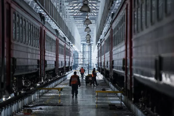 9.600 km de sueños sobre raíles: el Ferrocarril Transiberiano cumple 100 años 9.600 km de sueños sobre raíles: el Ferrocarril Transiberiano cumple 100 años - Sputnik Mundo