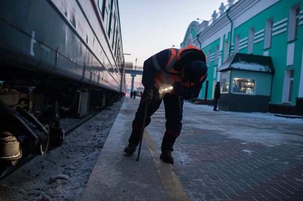 9.600 km de sueños sobre raíles: el Ferrocarril Transiberiano cumple 100 años - Sputnik Mundo