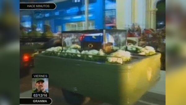 El pueblo cubano despide a Fidel con lágrimas y cánticos - Sputnik Mundo