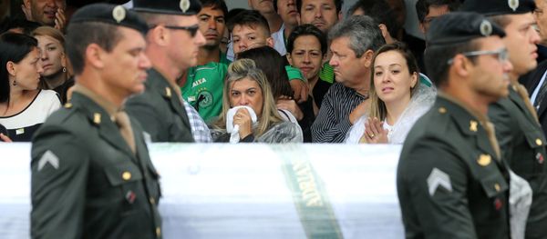 Los restos de las víctimas del equipo de fútbol Chapecoense Los restos de las víctimas del equipo de fútbol Chapecoense - Sputnik Mundo