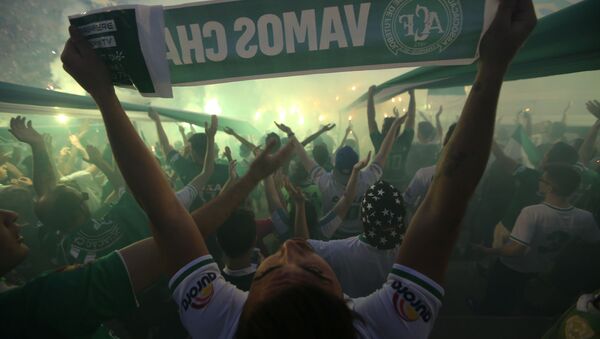 Hinchas del equipo Chapecoense en el estadio Arena Conda - Sputnik Mundo