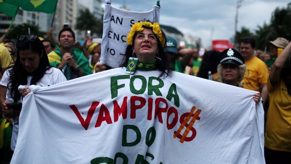 Protestas a favor de la Lava Jato - Sputnik Mundo