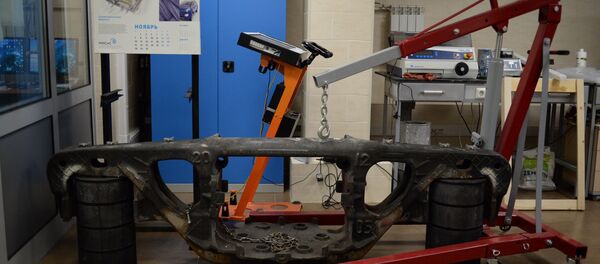 Científicos rusos inventan el modo de construir trenes más seguros - Sputnik Mundo