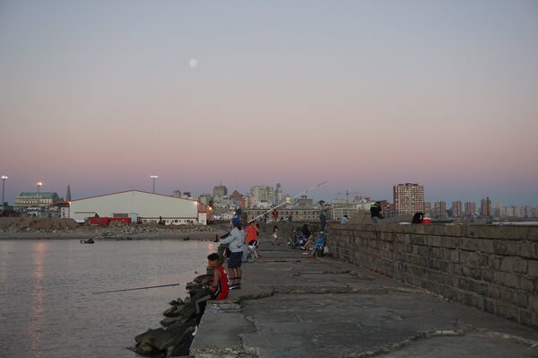 Escollera Sarandí Escollera Sarandí - Sputnik Mundo