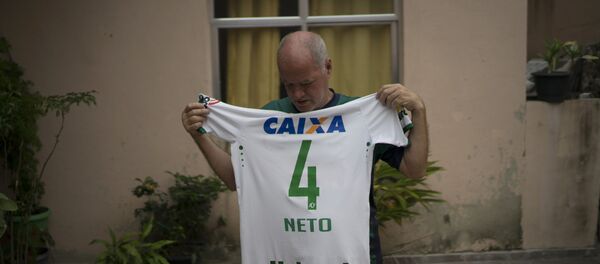 Padre de Helio Zampier Neto - Sputnik Mundo