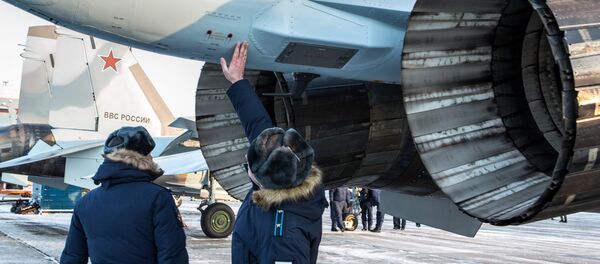 Los cazas de última generación SU-35 en todo su esplendor Los cazas de última generación SU-35 en todo su esplendor - Sputnik Mundo