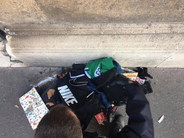 Encuentran un objeto sospechoso cerca de la oficina de Sputnik en París - Sputnik Mundo