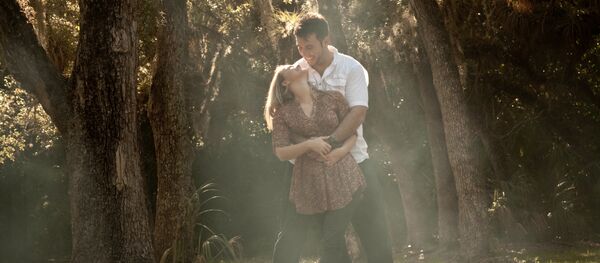 A couple - Sputnik Mundo