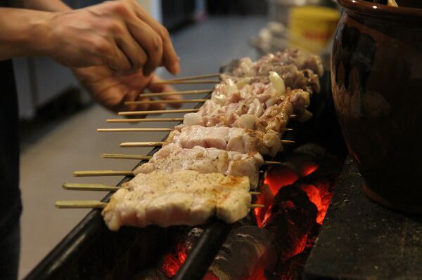 Un kebab ruso ... que todavía se ve muy japonés - Sputnik Mundo