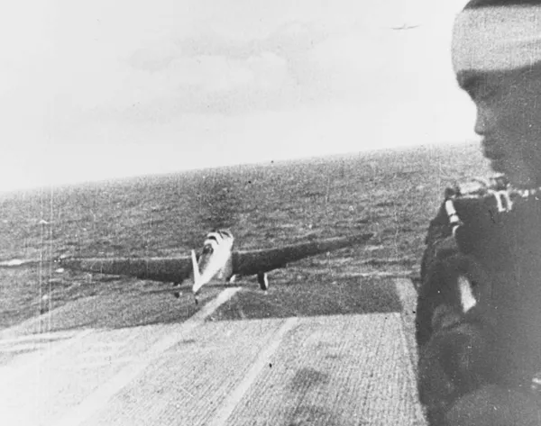 Fotos históricas: 75 años de la tragedia de Pearl Harbor - Sputnik Mundo