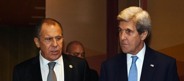 Ministro de Exteriores de Rusia, Serguéi Lavrov, y secretario de Estado de EEUU, John Kerry Ministro de Exteriores de Rusia, Serguéi Lavrov, y secretario de Estado de EEUU, John Kerry - Sputnik Mundo