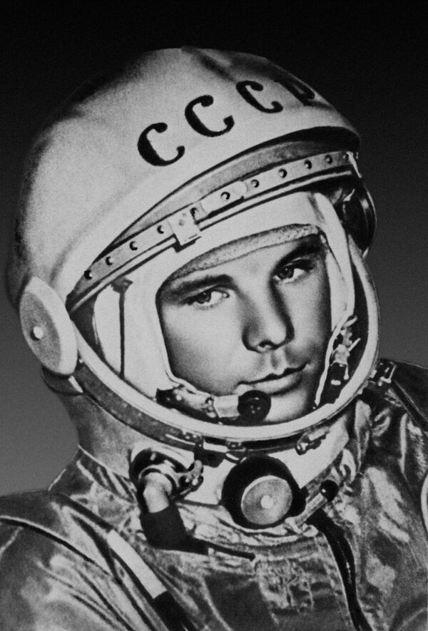 Yuri Gagarin antes de partir al cosmos - Sputnik Mundo