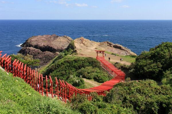 Templo sintoísta Motonosumi-Inari en Nagato - Sputnik Mundo