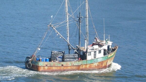 Un barco viejo en Mazatlán - Sputnik Mundo