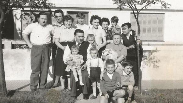 La familia Strapko - Sputnik Mundo