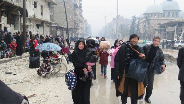 Los habitantes de Alepo (archivo) Los habitantes de Alepo (archivo) - Sputnik Mundo