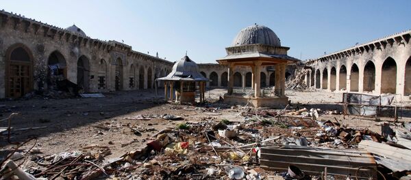 A general view of damage in the Umayyad mosque of Old Aleppo - Sputnik Mundo