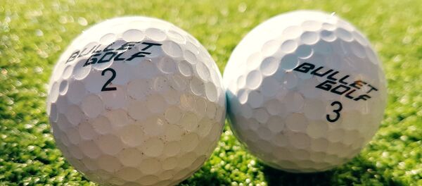 Pelotas de golf - Sputnik Mundo