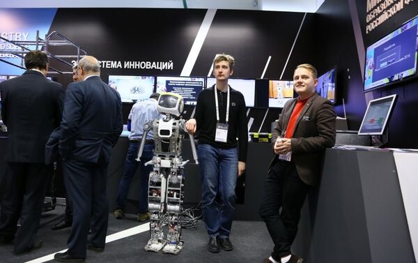 Vida estudiantil y actividades extracurriculares - Sputnik Mundo