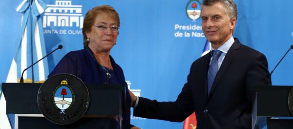 Presidenta de Chile, Michelle Bachelet, y presidente de Argentina Mauricio Macri - Sputnik Mundo