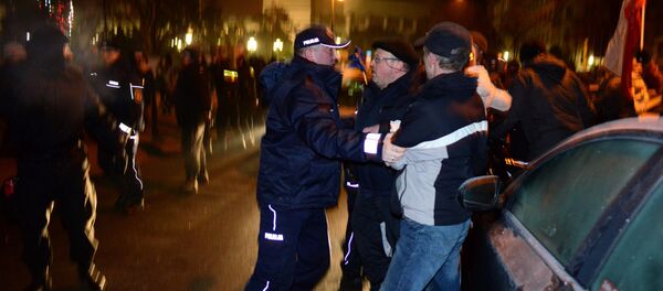 Manifestación de protesta en Varsovia - Sputnik Mundo