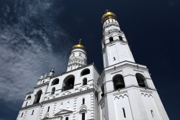 Campanario de Iván el Grande, en el Kremlin de Moscú - Sputnik Mundo