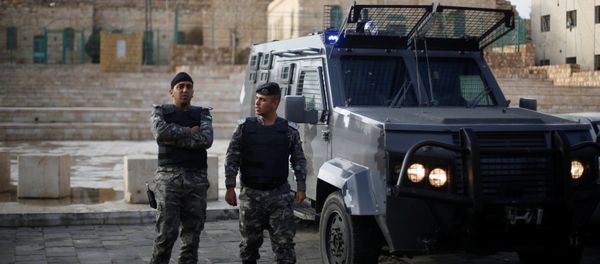 La policía de Jordania tras el ataque lanzado en la zona turística de Al Karak - Sputnik Mundo