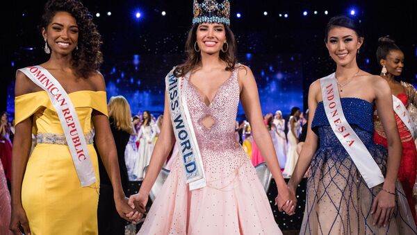 La joven más bella del mundo… y sus rivales - Sputnik Mundo
