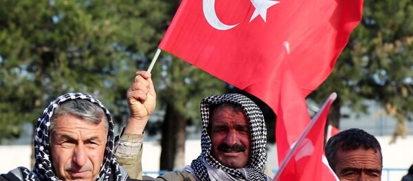 La bandera de Turquía - Sputnik Mundo